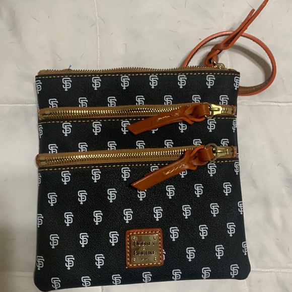 Dooney & Bourke Crossbody